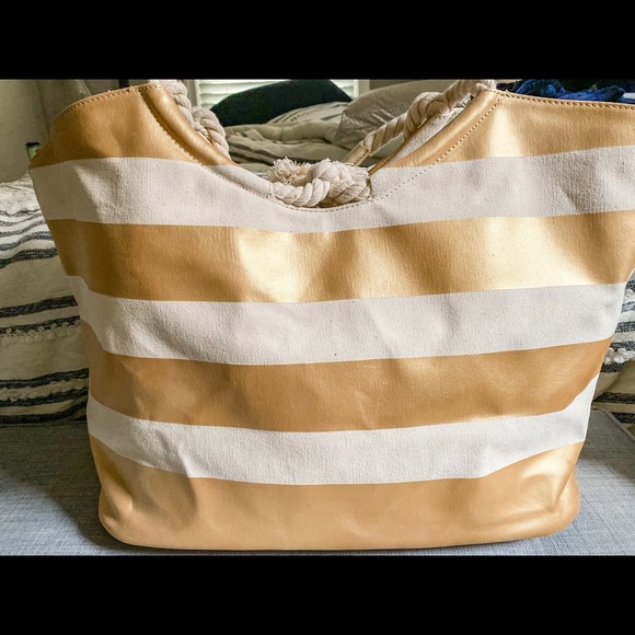 Spartina 449 Beach Tote, Mermaid Off Duty - Picture 2 of 3